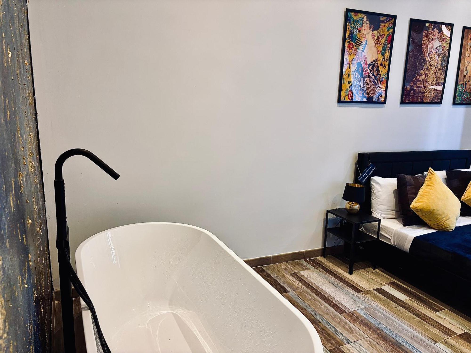 Matriosca Suites Rome Bagian luar foto